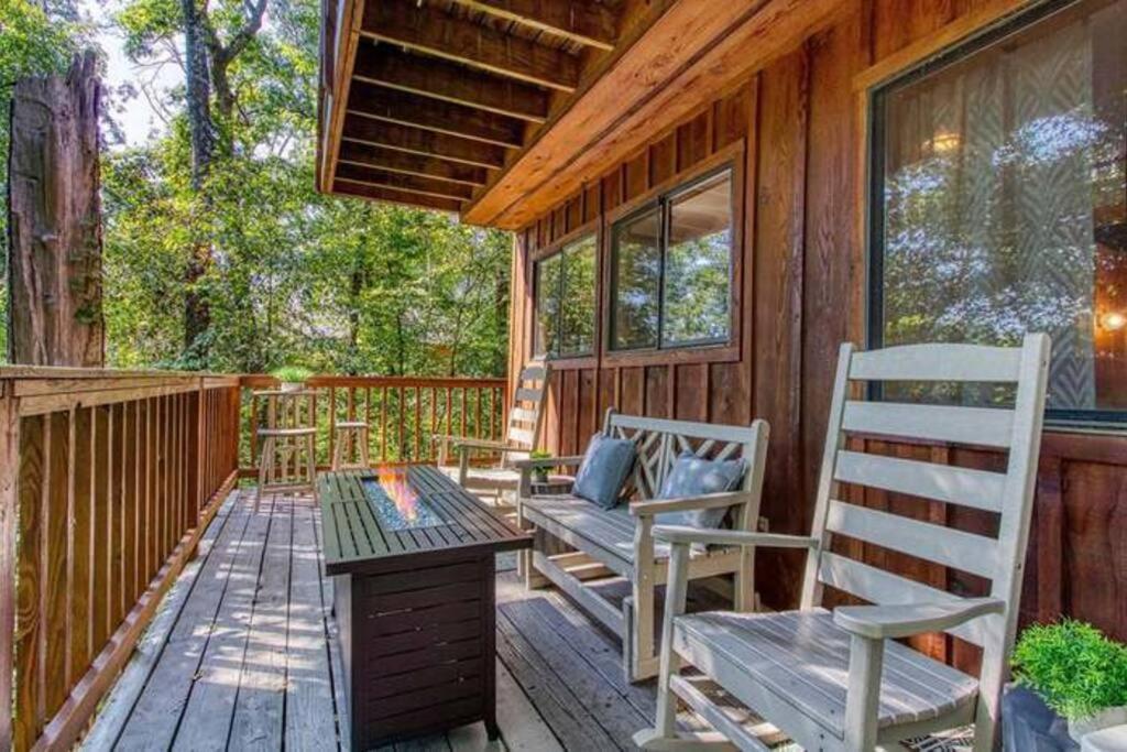 The Family Stone Luxe Cabin Sleeps 12 Hot Tub Dogfriendly Dollywood Pigeon Forge Ngoại thất bức ảnh