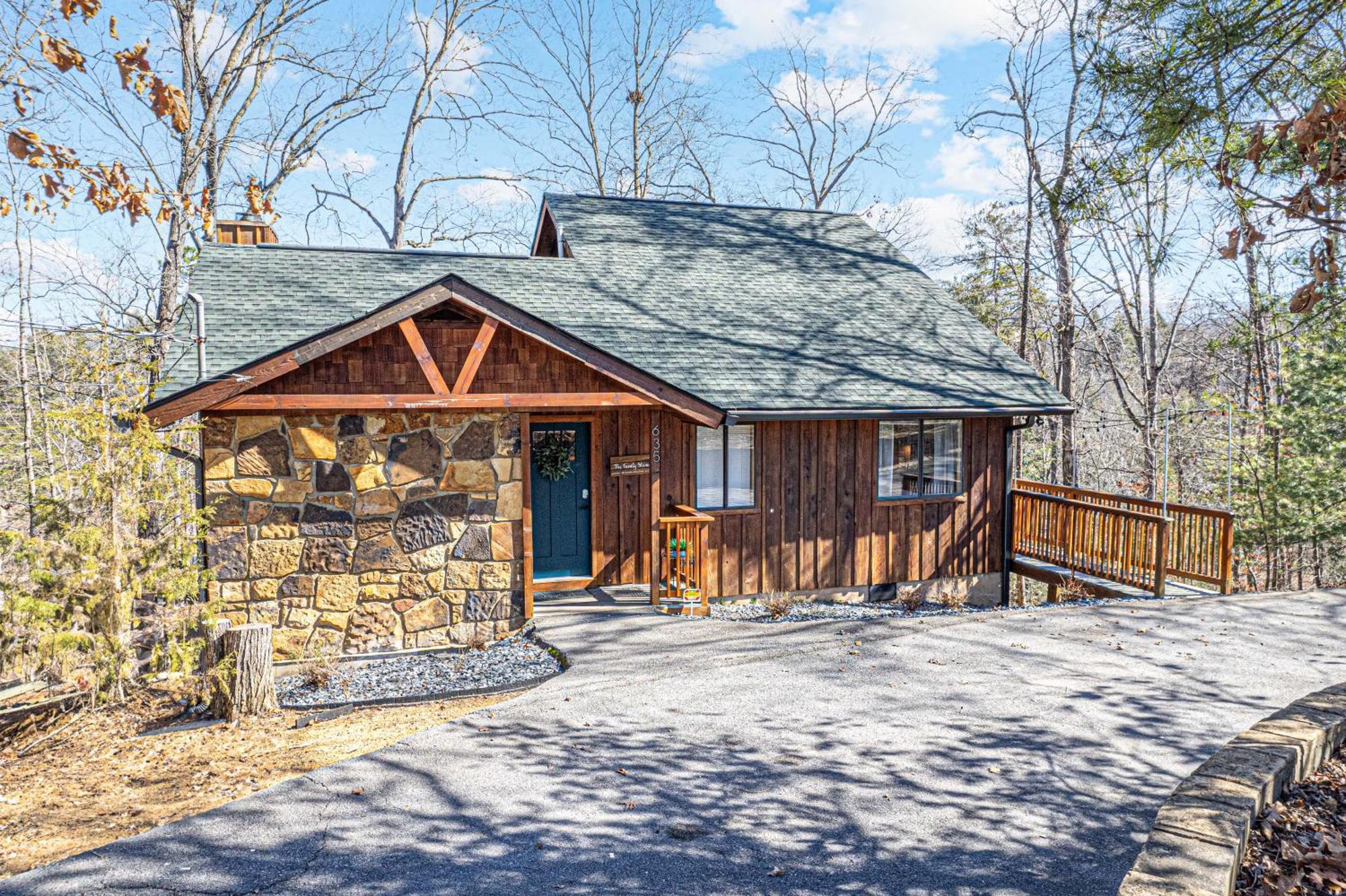 The Family Stone Luxe Cabin Sleeps 12 Hot Tub Dogfriendly Dollywood Pigeon Forge Ngoại thất bức ảnh